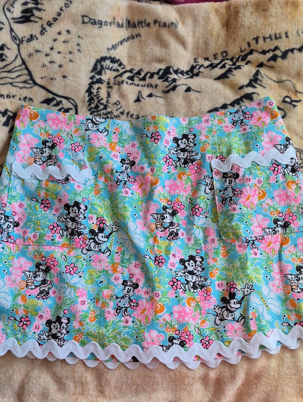 NWT Lilly Pulitzer Disney Size 8 Gardner Skort Lilly Hearts Disney - Picture 1 of 13